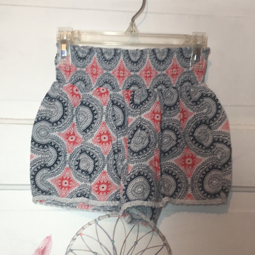 Stretchy waist band short short NOBO shorts